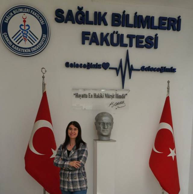 Müzeyyen Öz